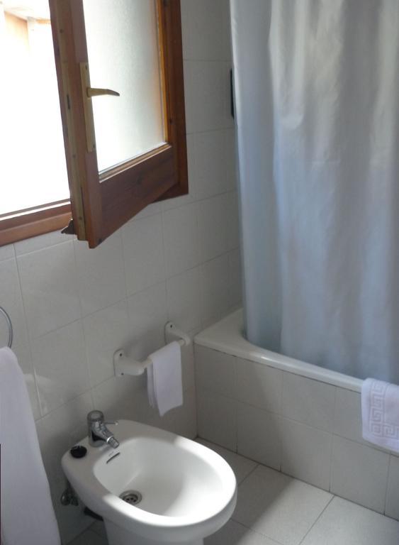 Hotel Del Bisset L'Aldosa de la Massana Bagian luar foto