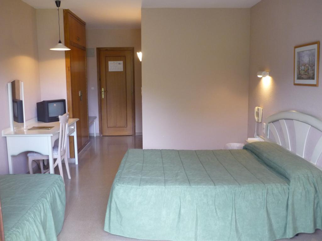 Hotel Del Bisset L'Aldosa de la Massana Bagian luar foto
